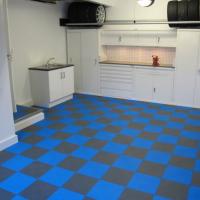 seamless-interlocking-floor